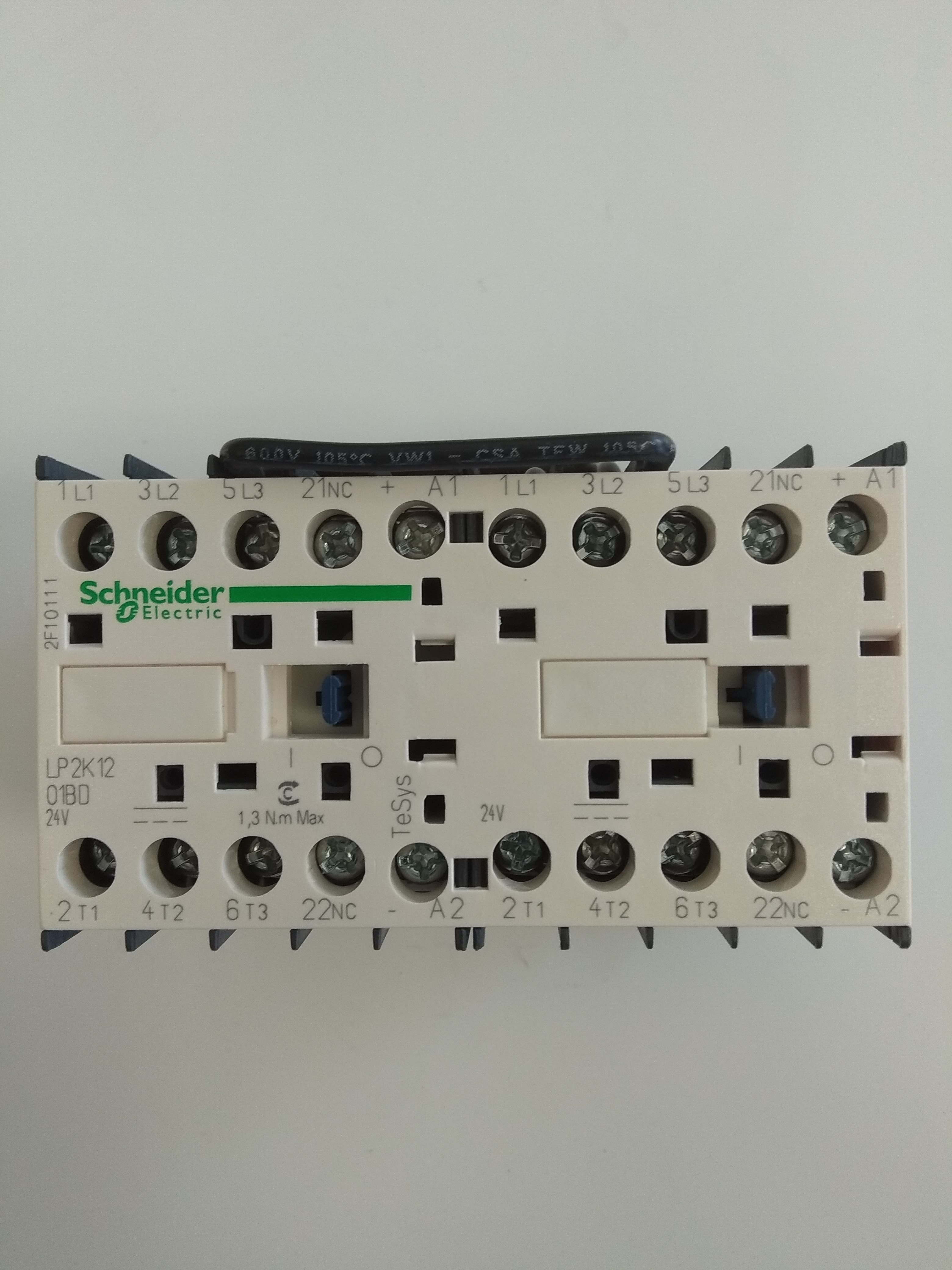 SCHNEIDER LP2-K1201BD irányváltó mágneskapcsoló