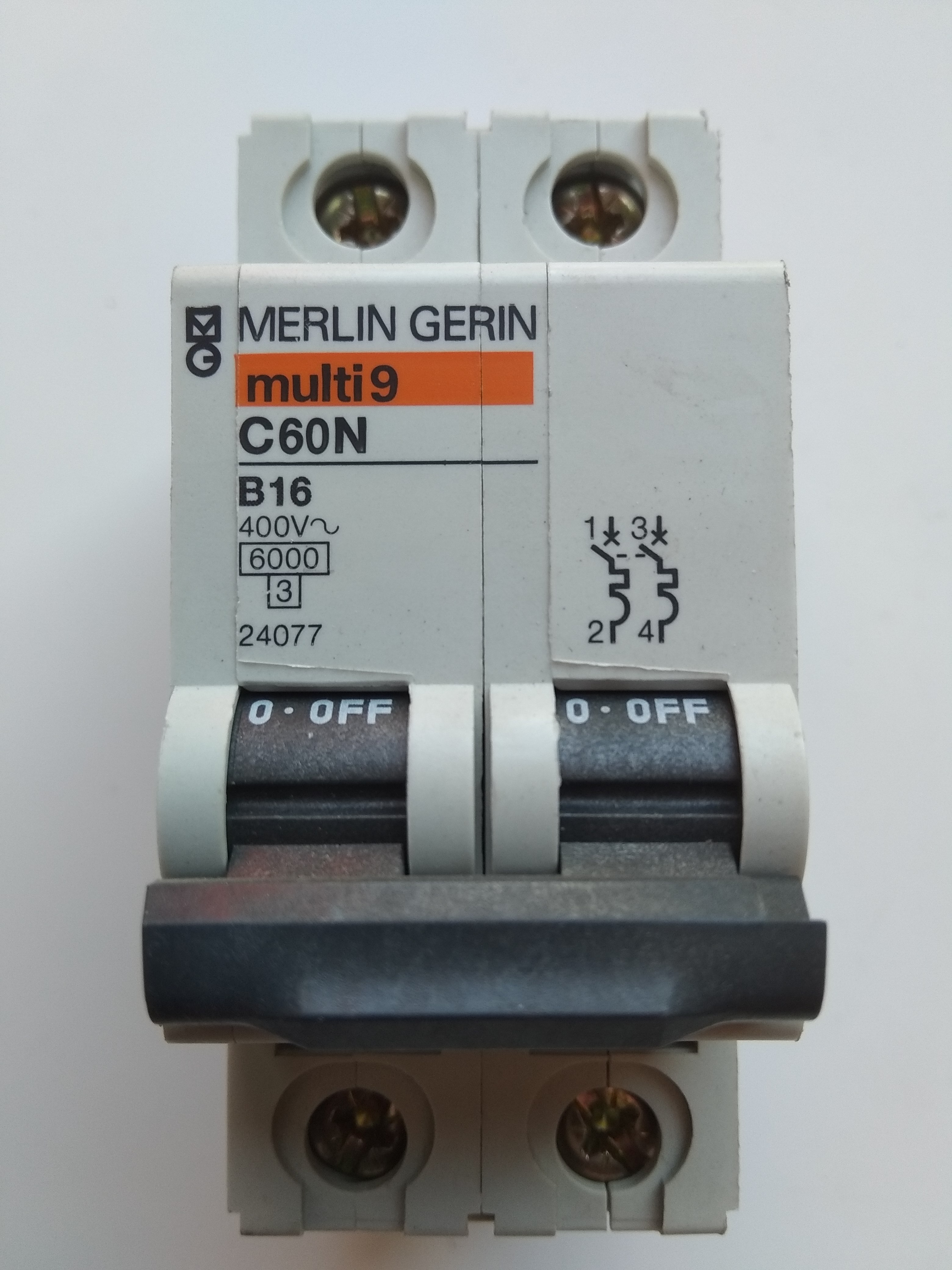 MERLIN GERIN C60N 2P 16A B kismegszakító